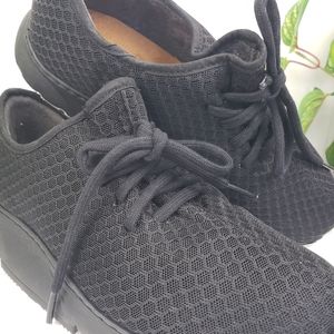 Axis Black Mesh Unisex Walking Sneaker Trainer EU 37 Unisex